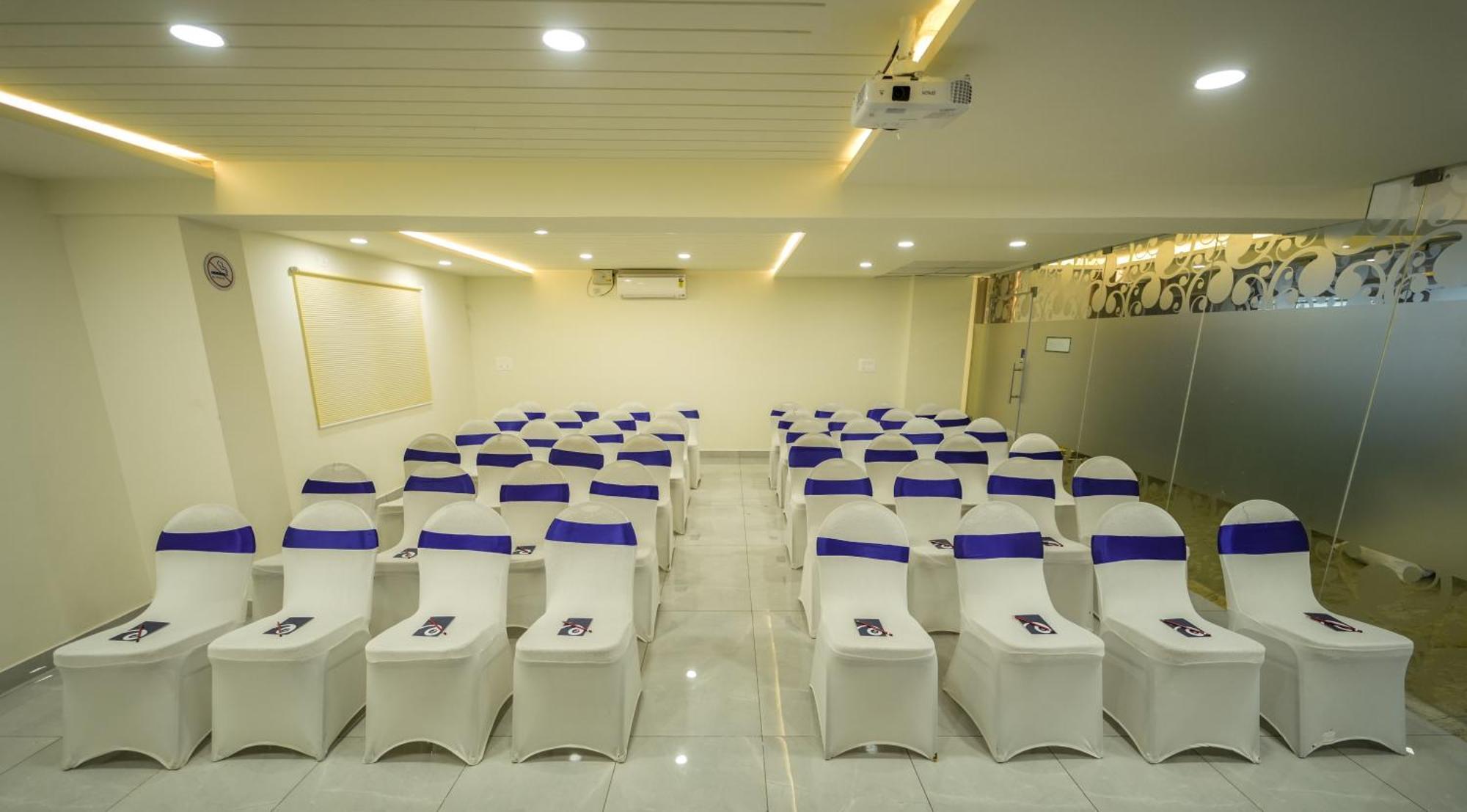 העיר בנגלור Zip By Spree Hotels Purpleorchid Whitefield מראה חיצוני תמונה